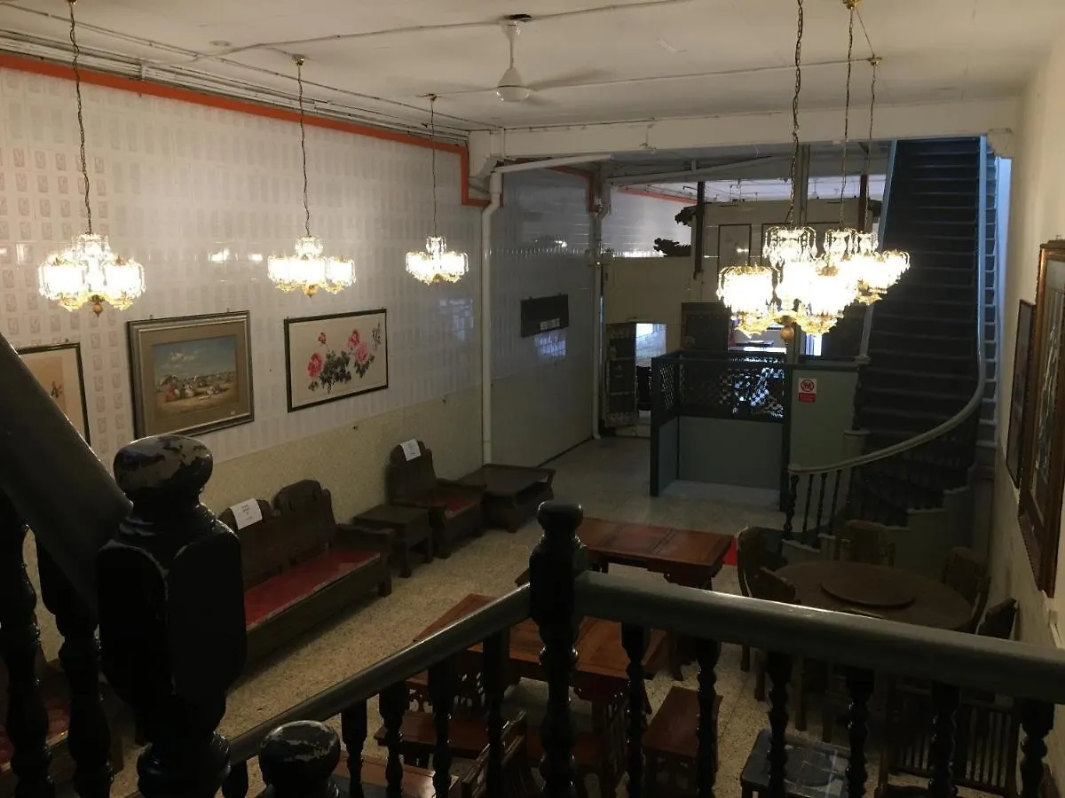 Apple Backpackers Hotel George Town