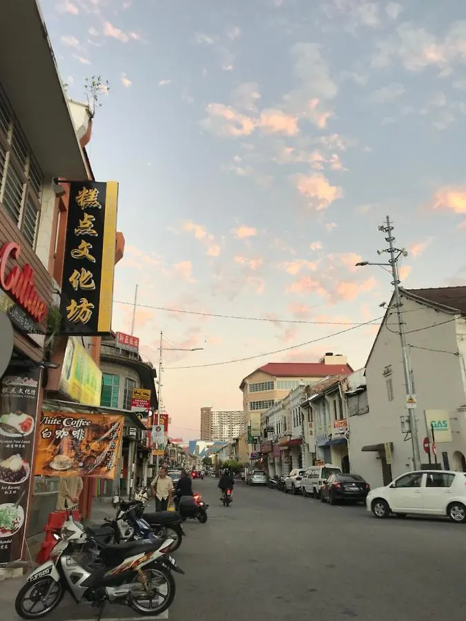 Apple Backpackers Hotel George Town Guest house