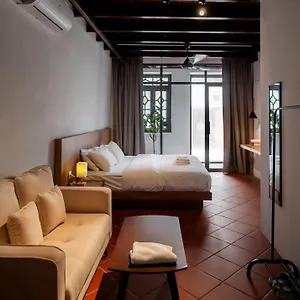 Heritage By Aayu Penang Guest house
